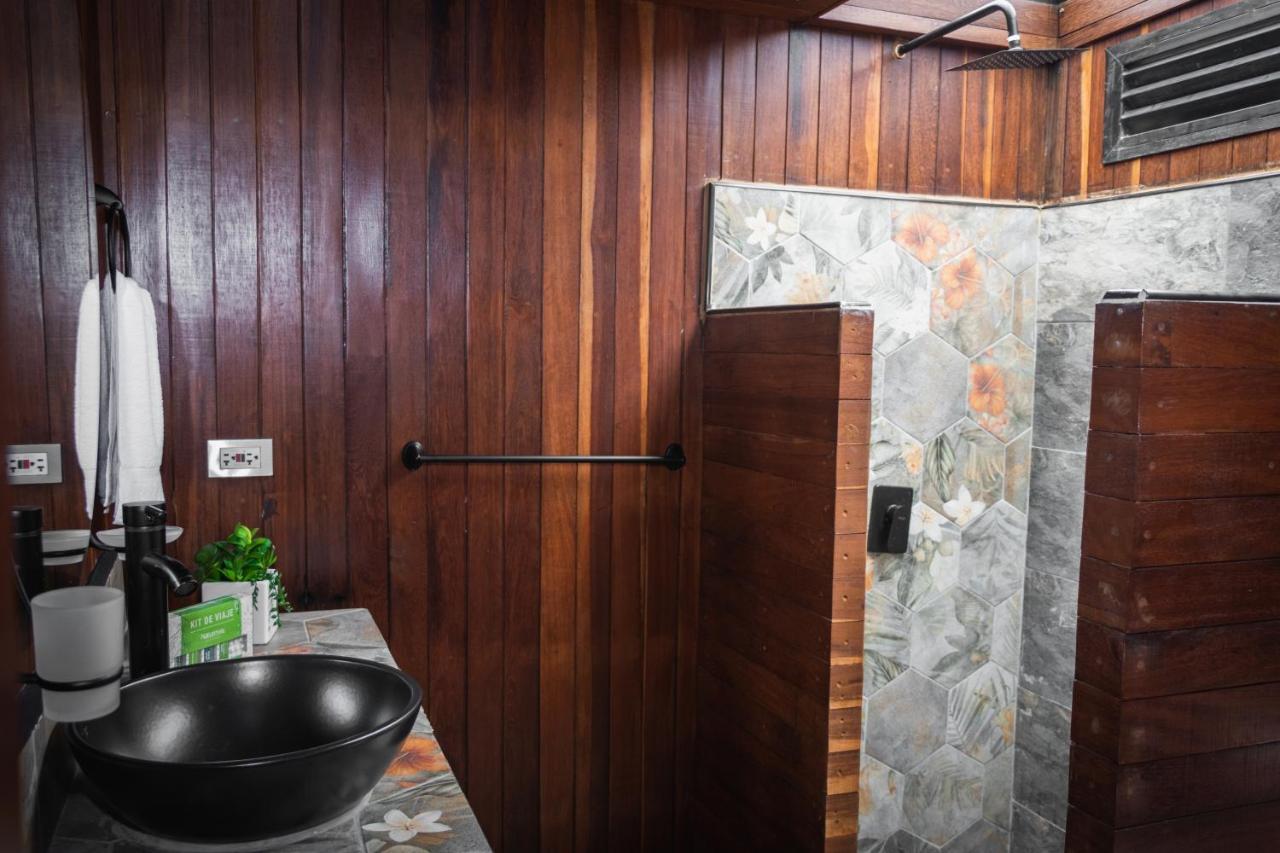 Glamping The Mountain Hotell Guatapé Exteriör bild