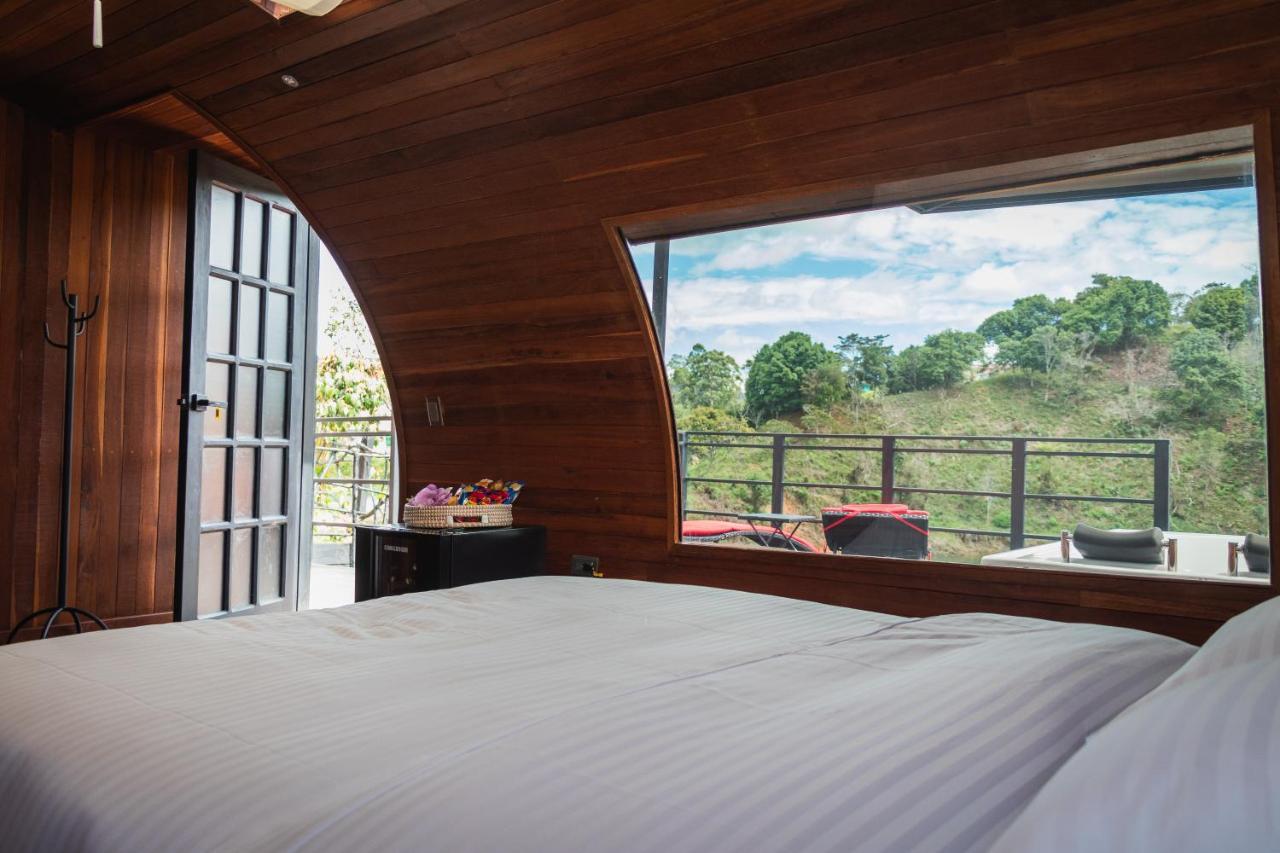 Glamping The Mountain Hotell Guatapé Exteriör bild