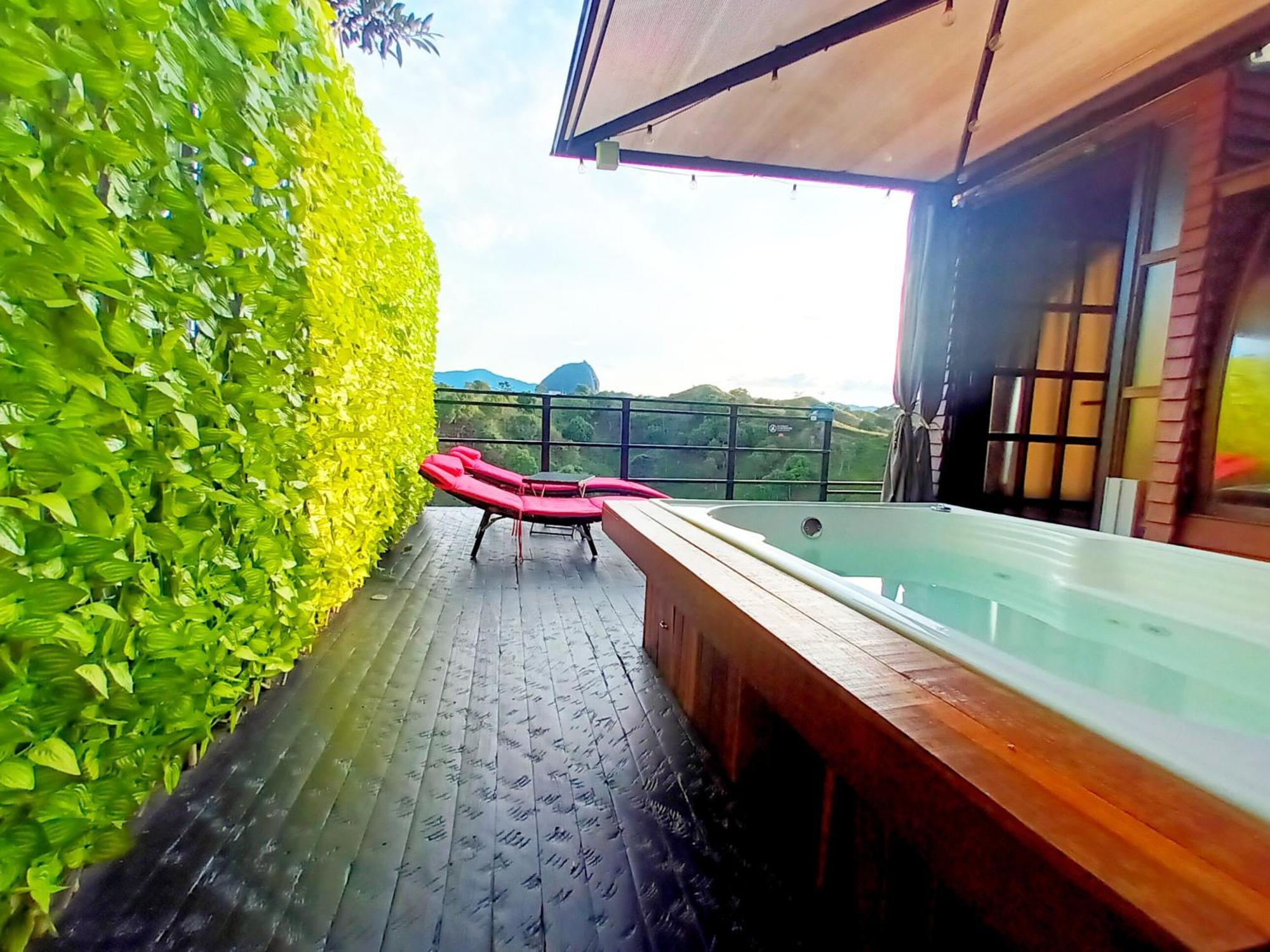 Glamping The Mountain Hotell Guatapé Exteriör bild