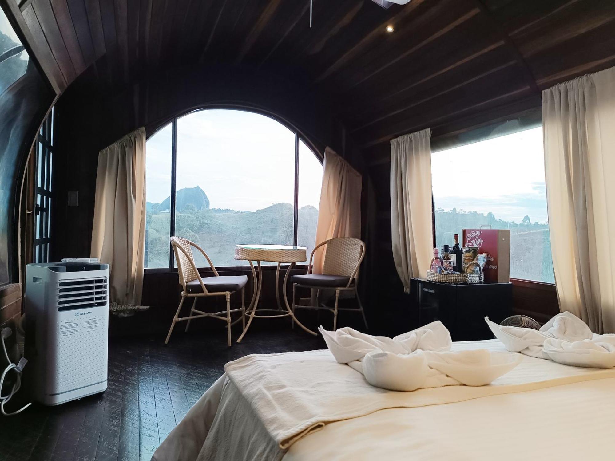 Glamping The Mountain Hotell Guatapé Exteriör bild
