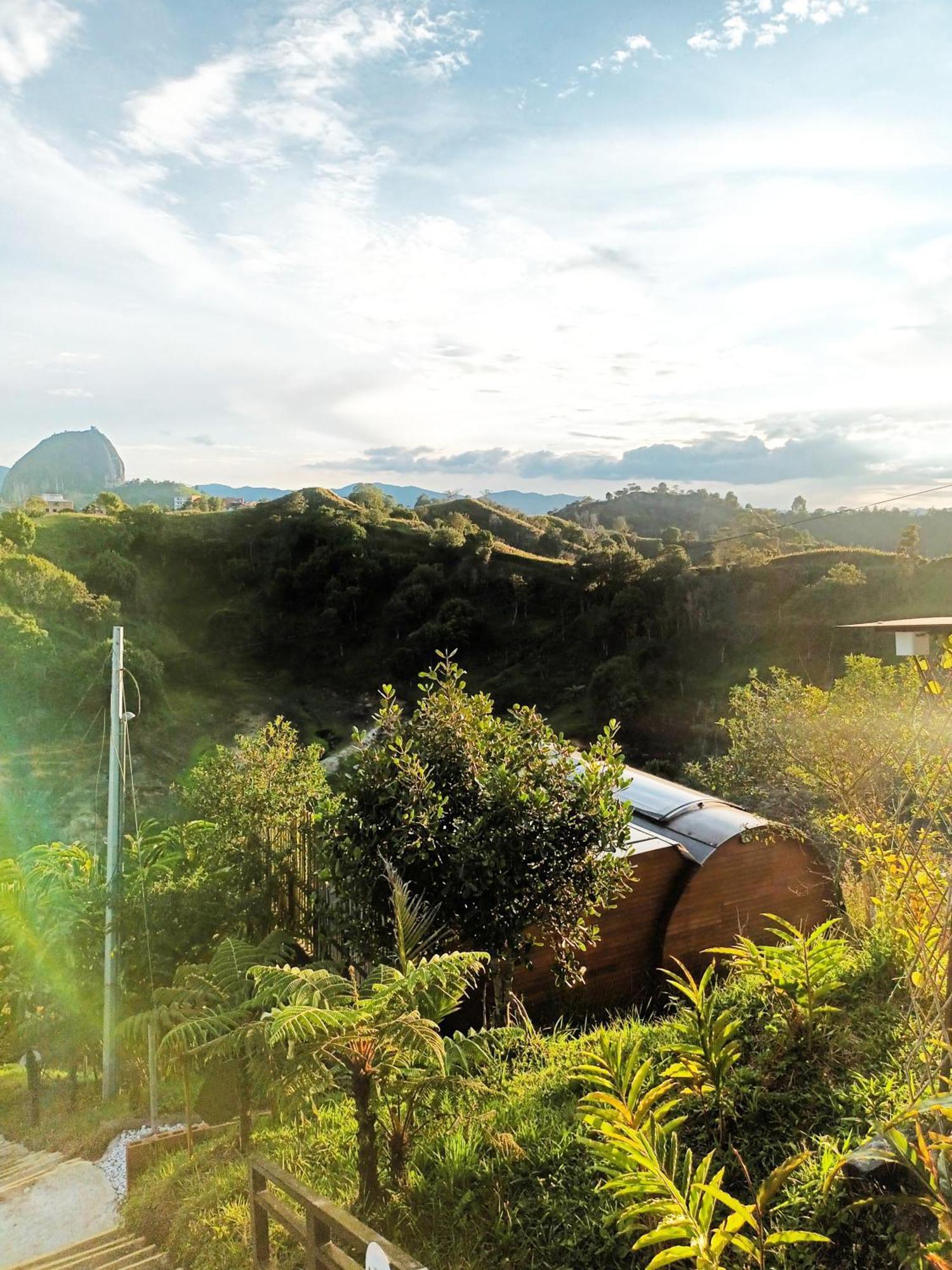 Glamping The Mountain Hotell Guatapé Exteriör bild