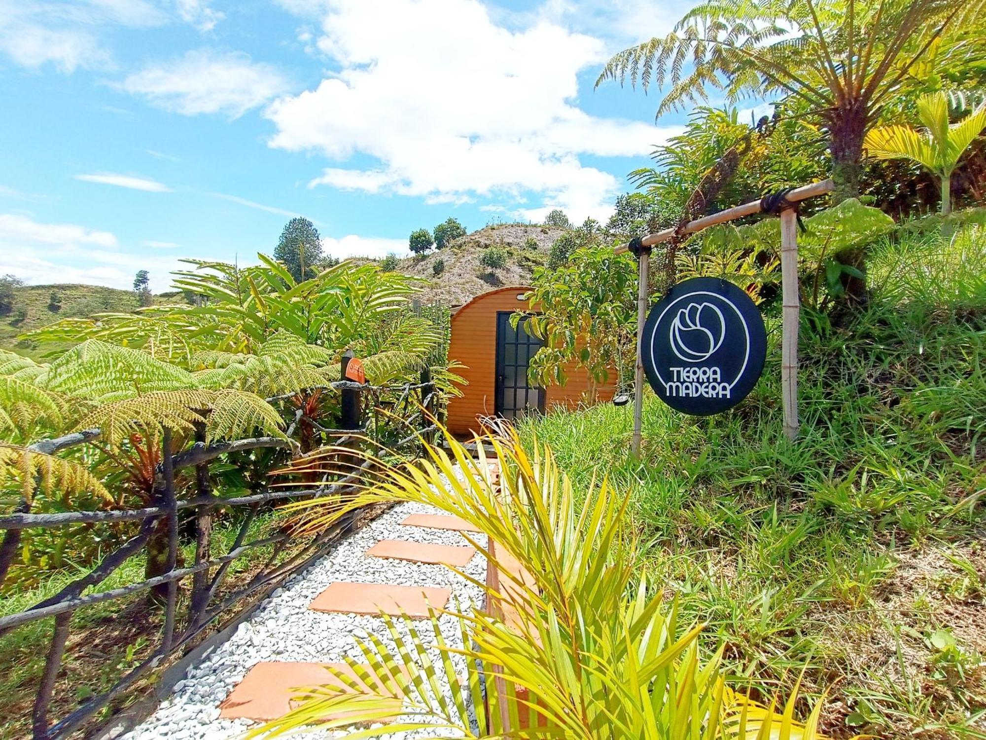Glamping The Mountain Hotell Guatapé Exteriör bild