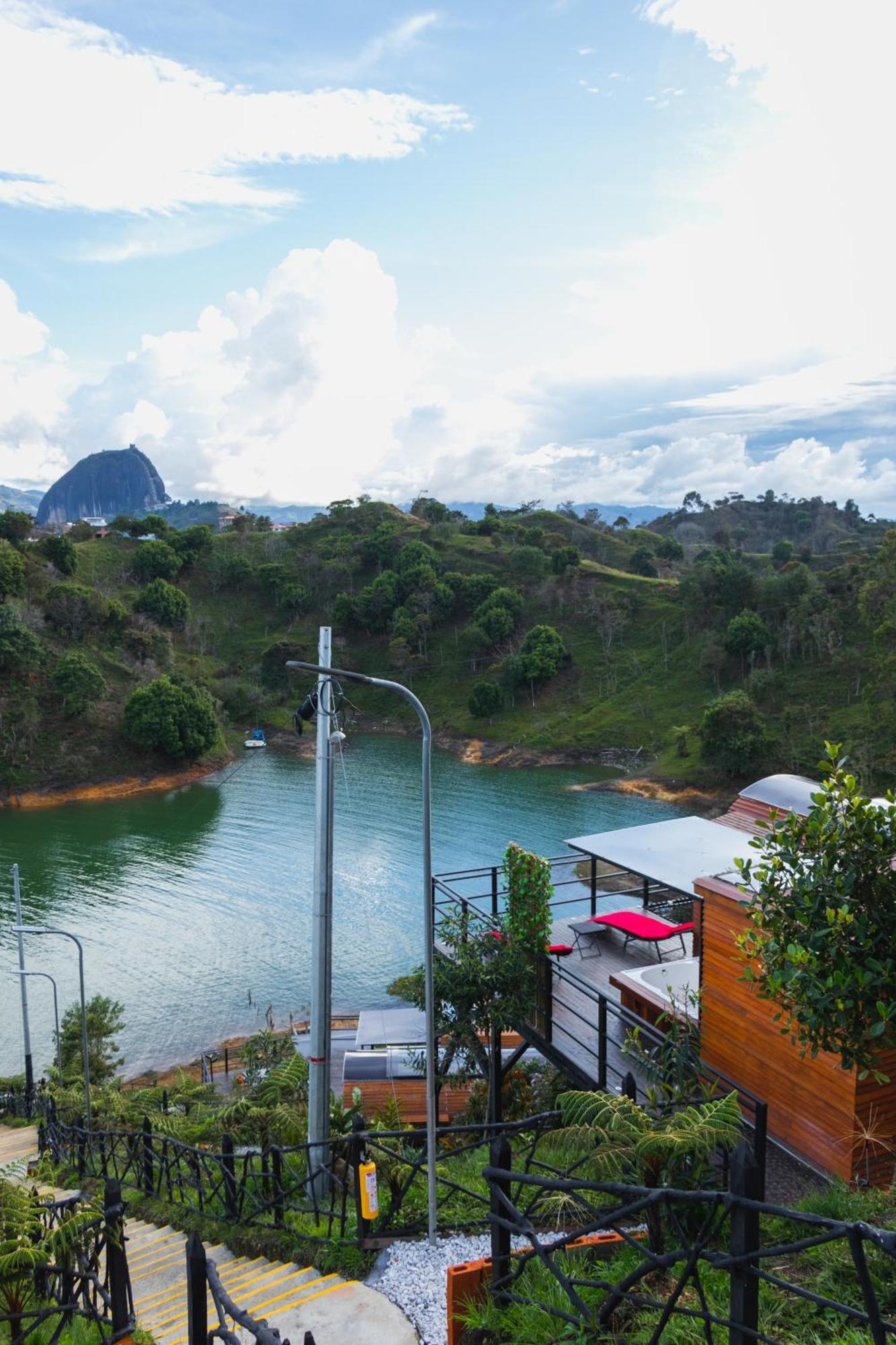 Glamping The Mountain Hotell Guatapé Exteriör bild